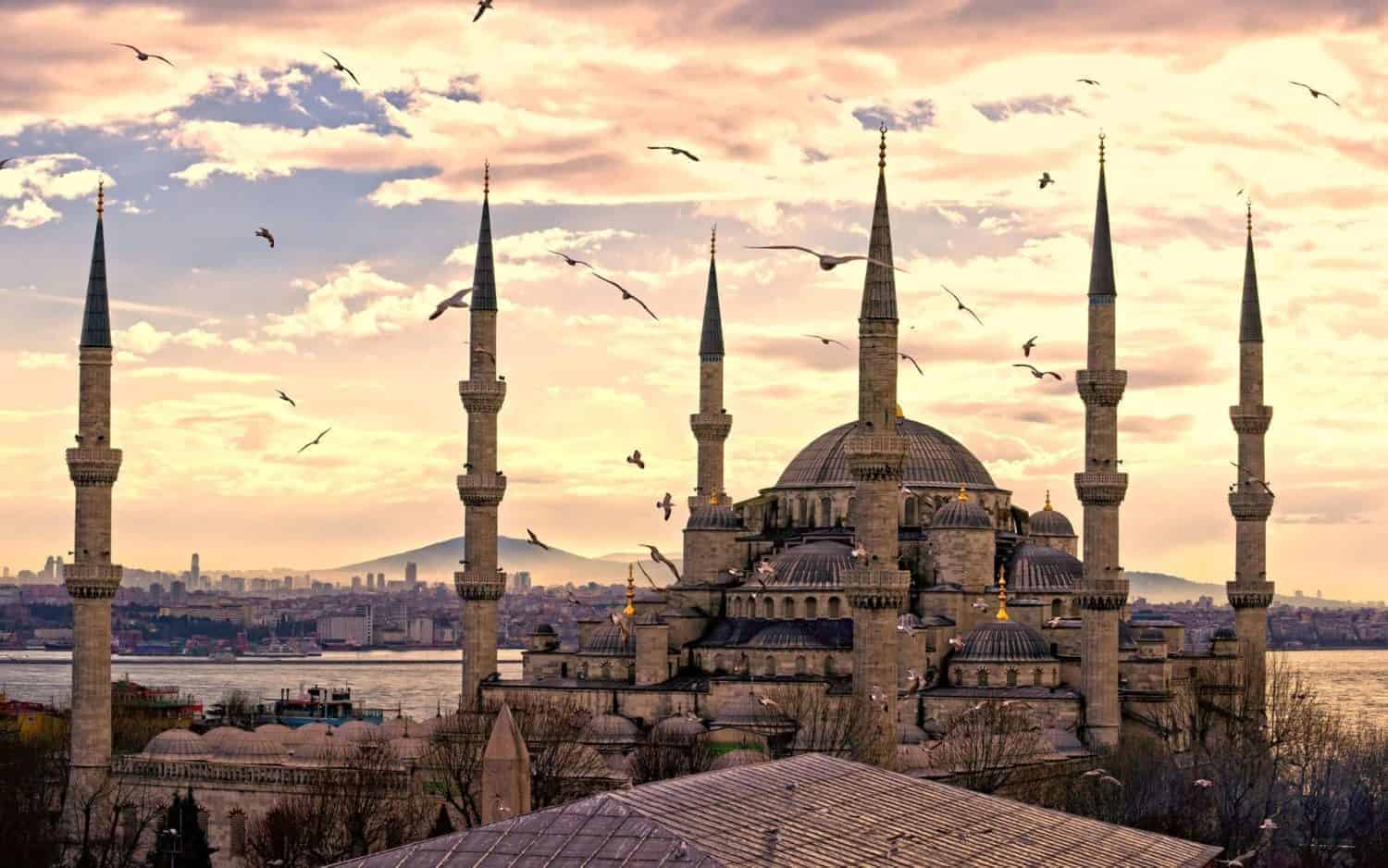 Istanbul, den historiske by mellem øst og vest