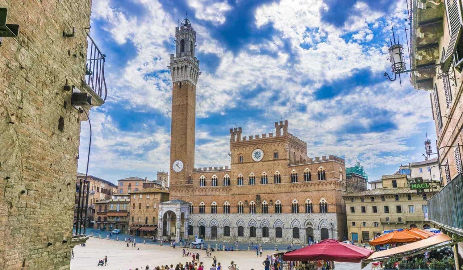 Siena Italien piazza