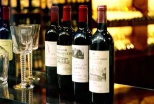 Fransk vin. De store vindistrikter kalder på en vinrejse