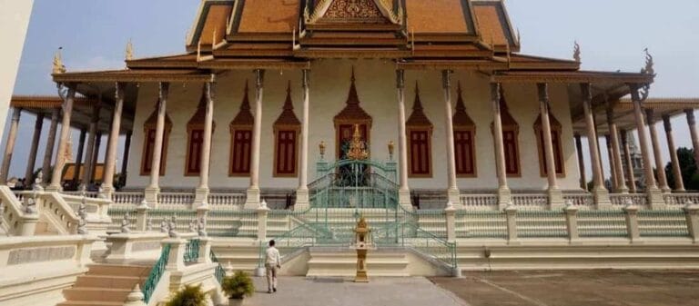 Phnom Penh: Oplev Cambodias sjæl og historie 12 Phnom Penh: Oplev Cambodias sjæl og historie