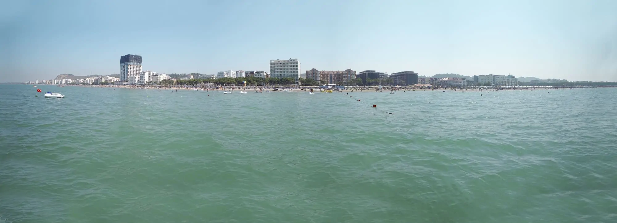 Durres, Albaniens længste strand ved Middelhavet