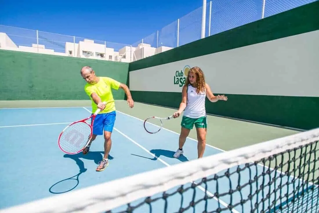 La santa tennis-instruction_25166379216_o