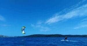 bro kitesurfing