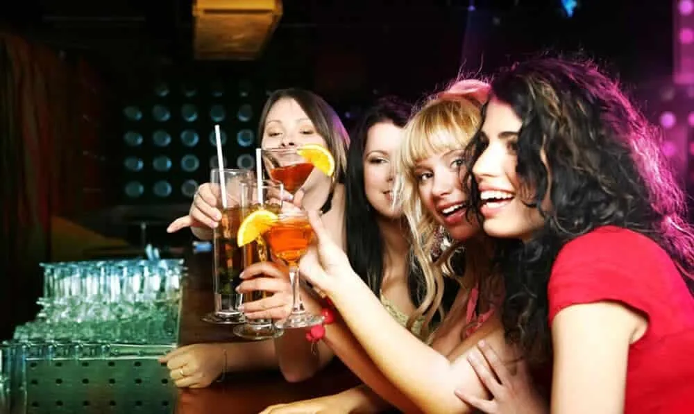 Tignes Saloon Bar