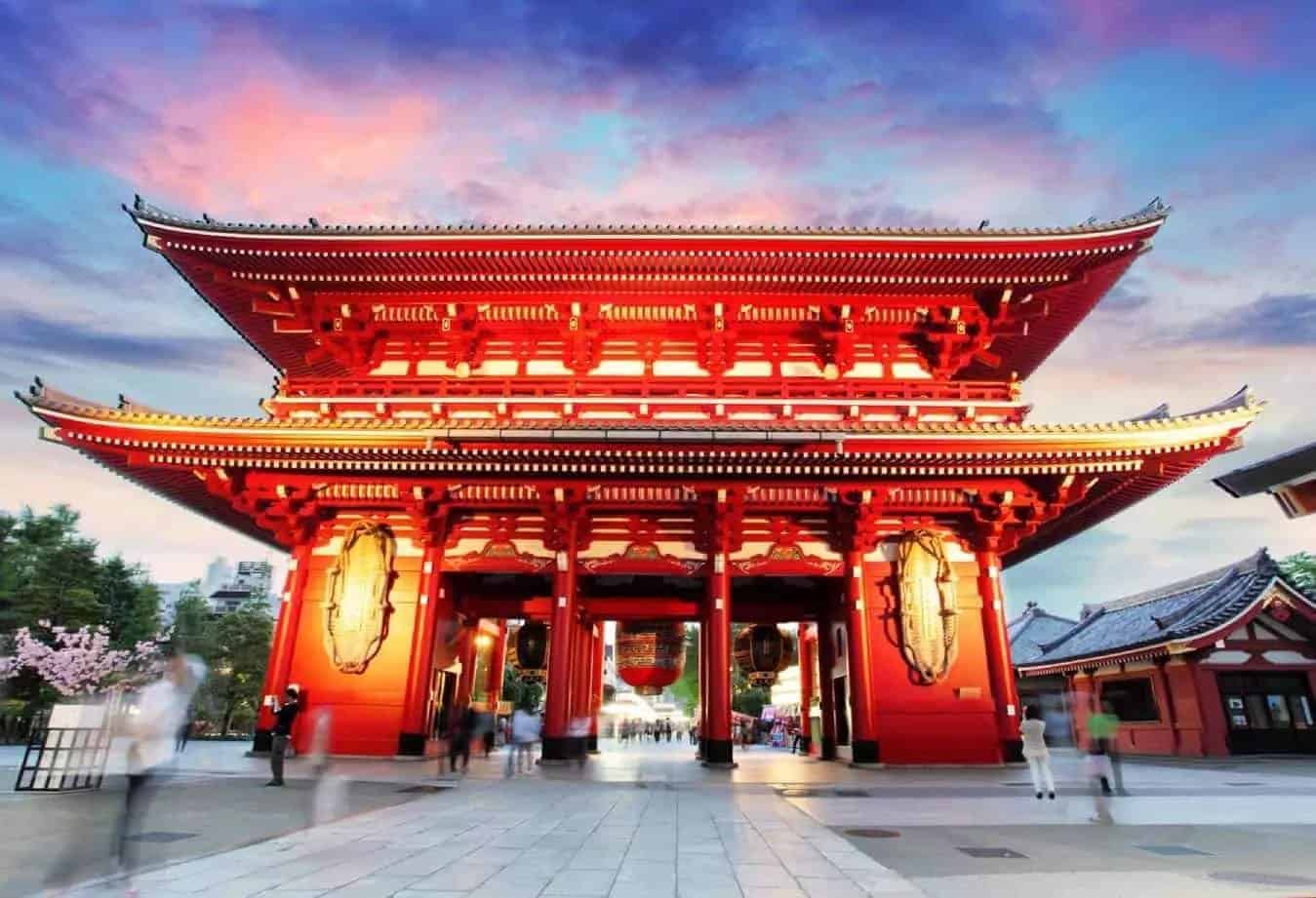 Tokyo-Japan-Asakusa-Temple-at-sunset