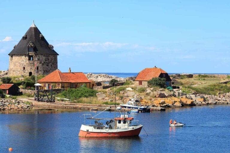 Bornholm – Danmarks store rejseø 1 Fort på Christiansø Bornholm Denmark