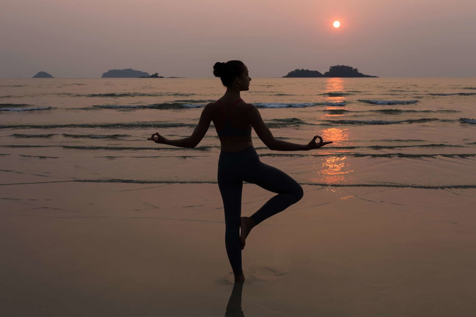 Yoga på Bali strand