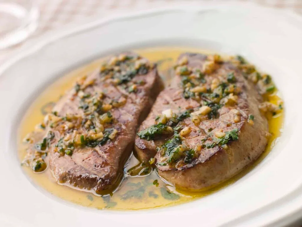 Foie Gras i hvidløgssmør. Klassiker i fransk mad og køkken