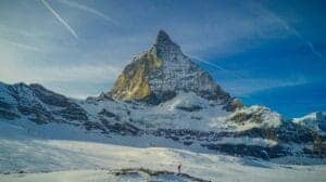 Matterhorn deler Cervinia og Zermatt