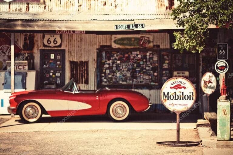 Red Corvette, Arizona, small town, USA