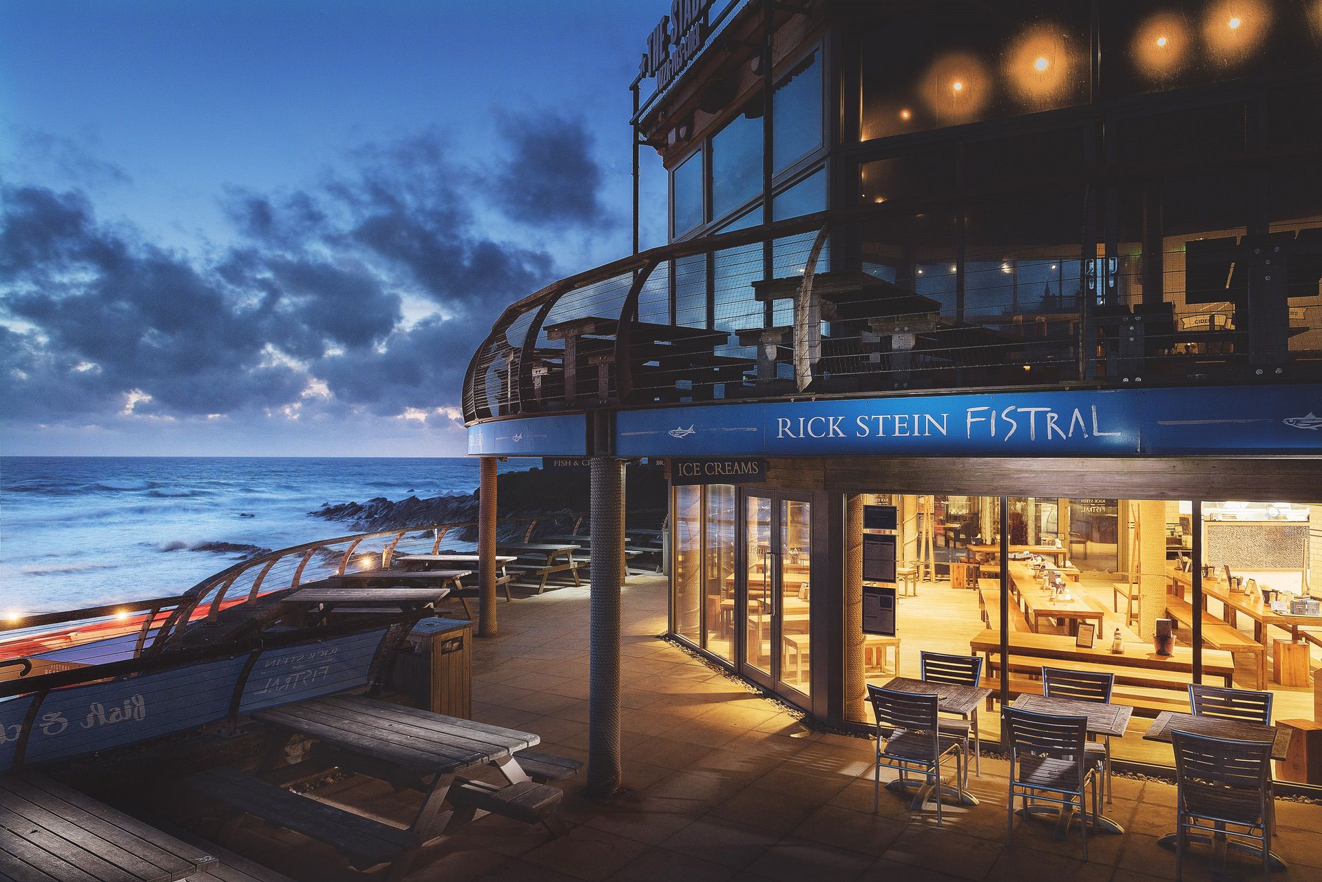 Engelsk mad Rick-Stein-Fistral-Beach-Restaurant-Cornwall