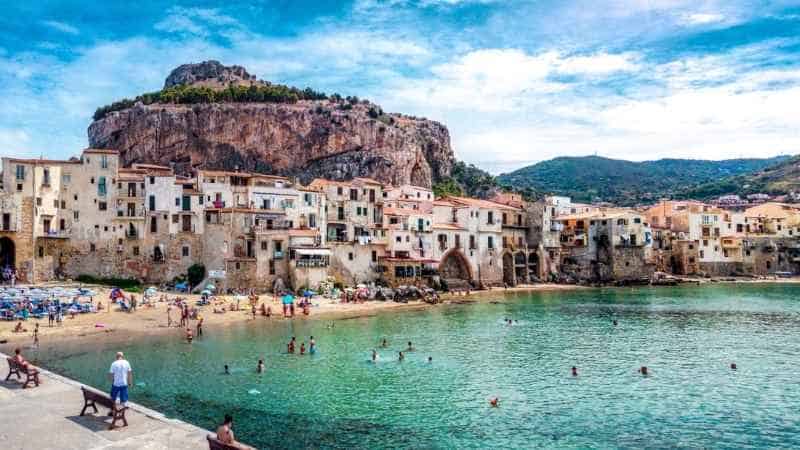 Cefalu, et paradis på Sicilien på rejser til Italien