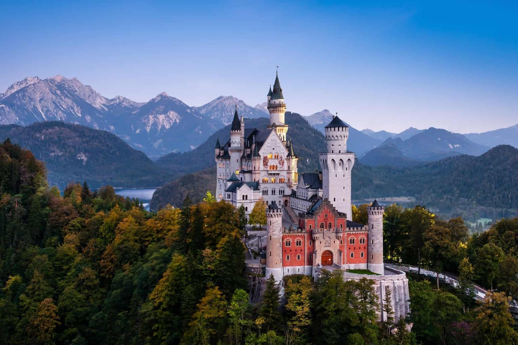 Neuschwanstein slot i Bayern, syd Tyskland, solopgang