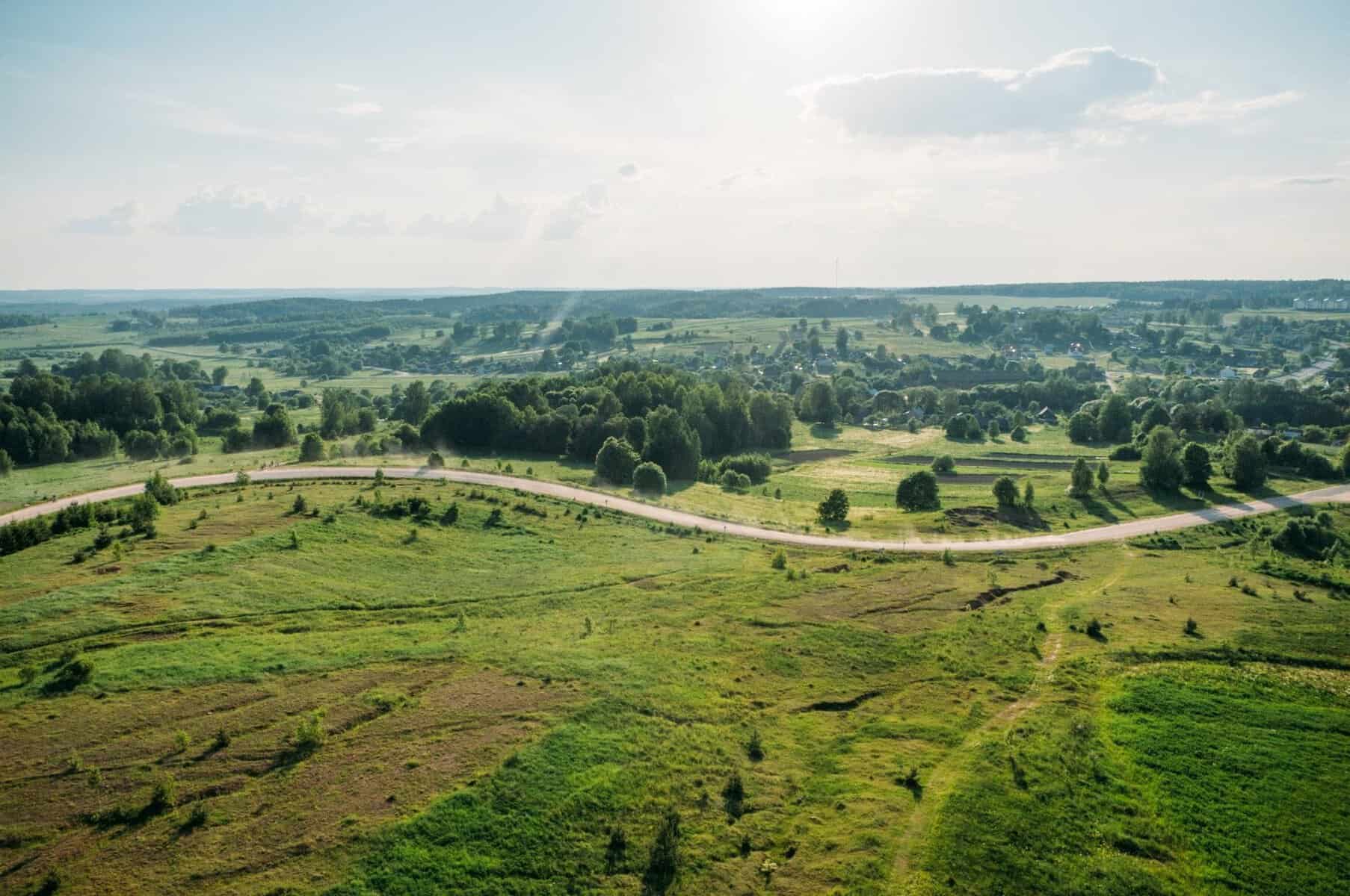 Smukt sommerlandskab i Kreva, Grodno Region, Rejser til Hviderusland
