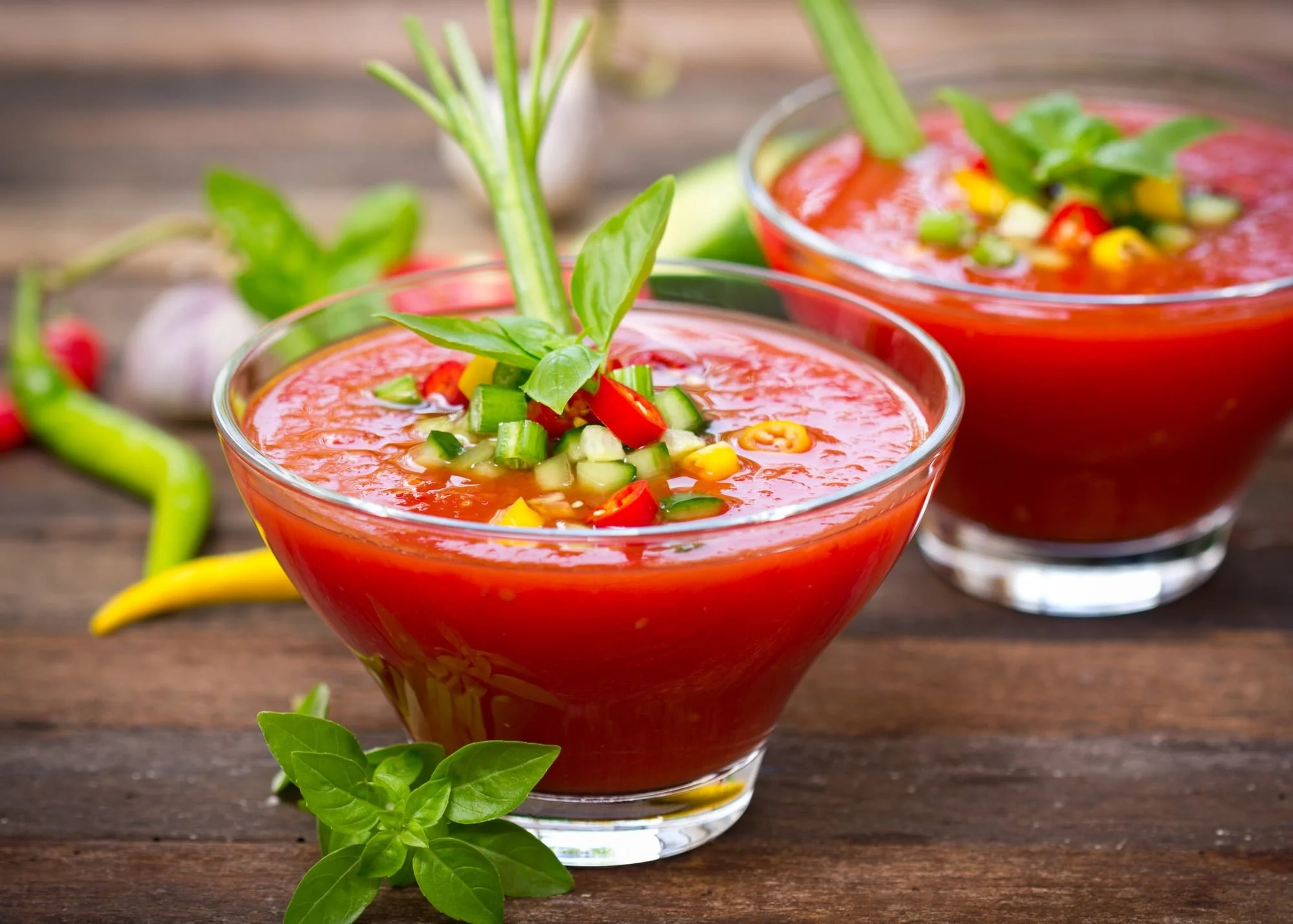 Gazpacho, kold eller varm tomatsuppe. Spansk mad