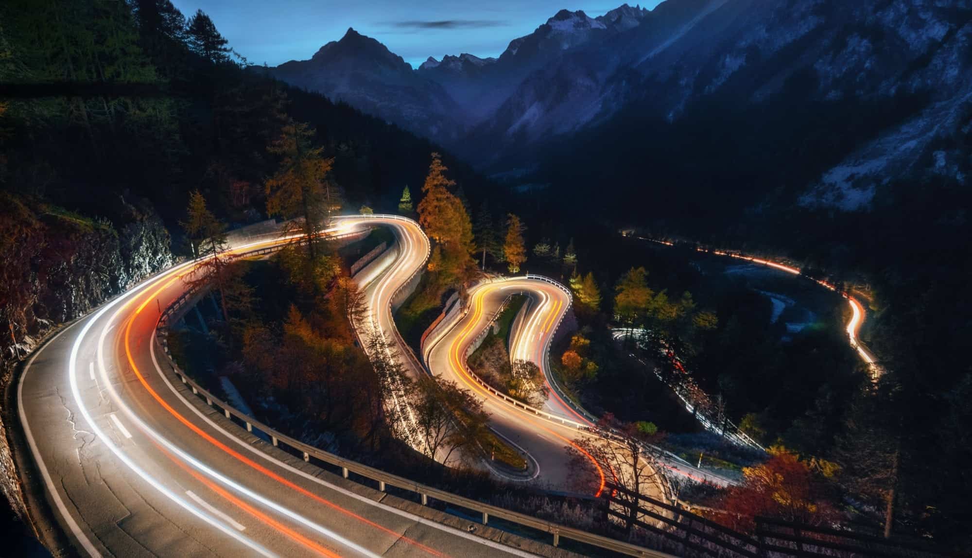 Road trip gennem Maloja passet i Schweiz