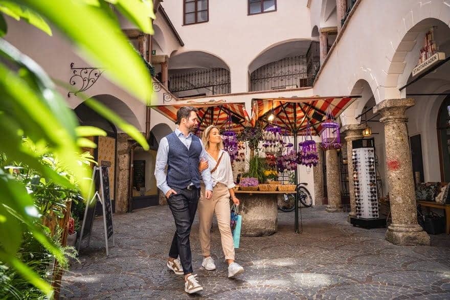 Par i Salzburger Altstadt, Durchhaus, Getreidegasse