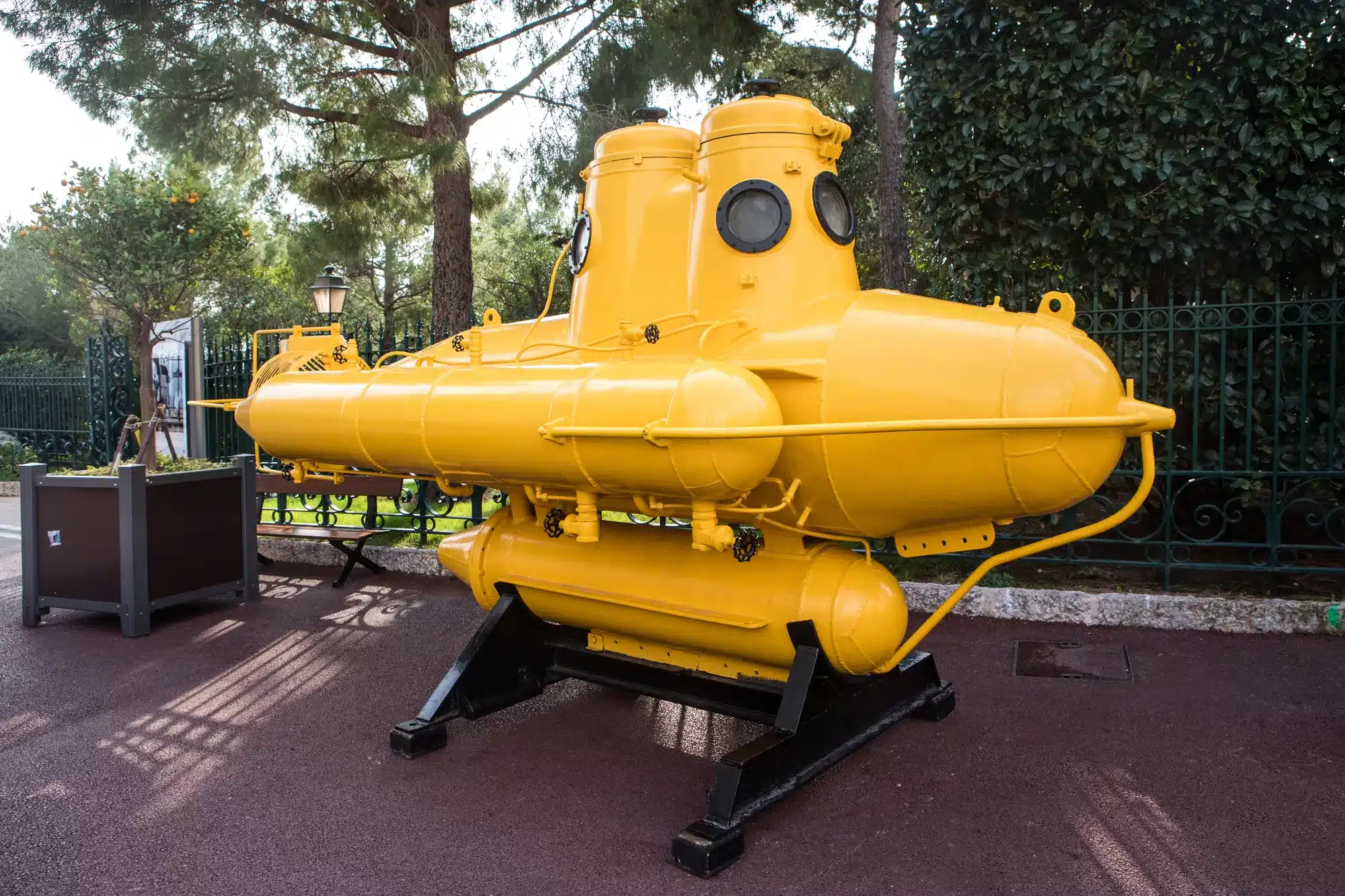Yellow submarine in Monaco, Jacques Cousteau opfindelse