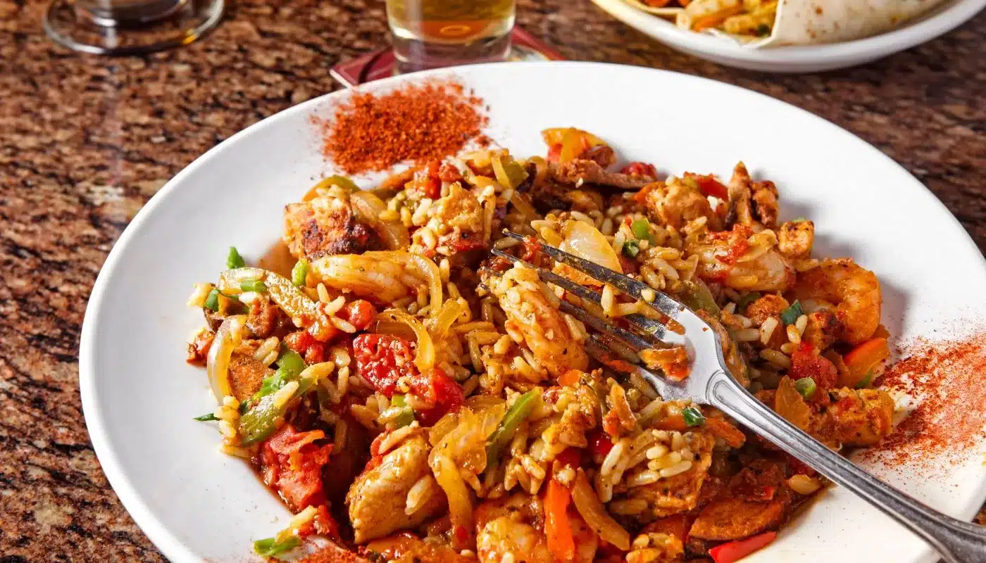 En Rejseguide til kreolsk Cajun Mad