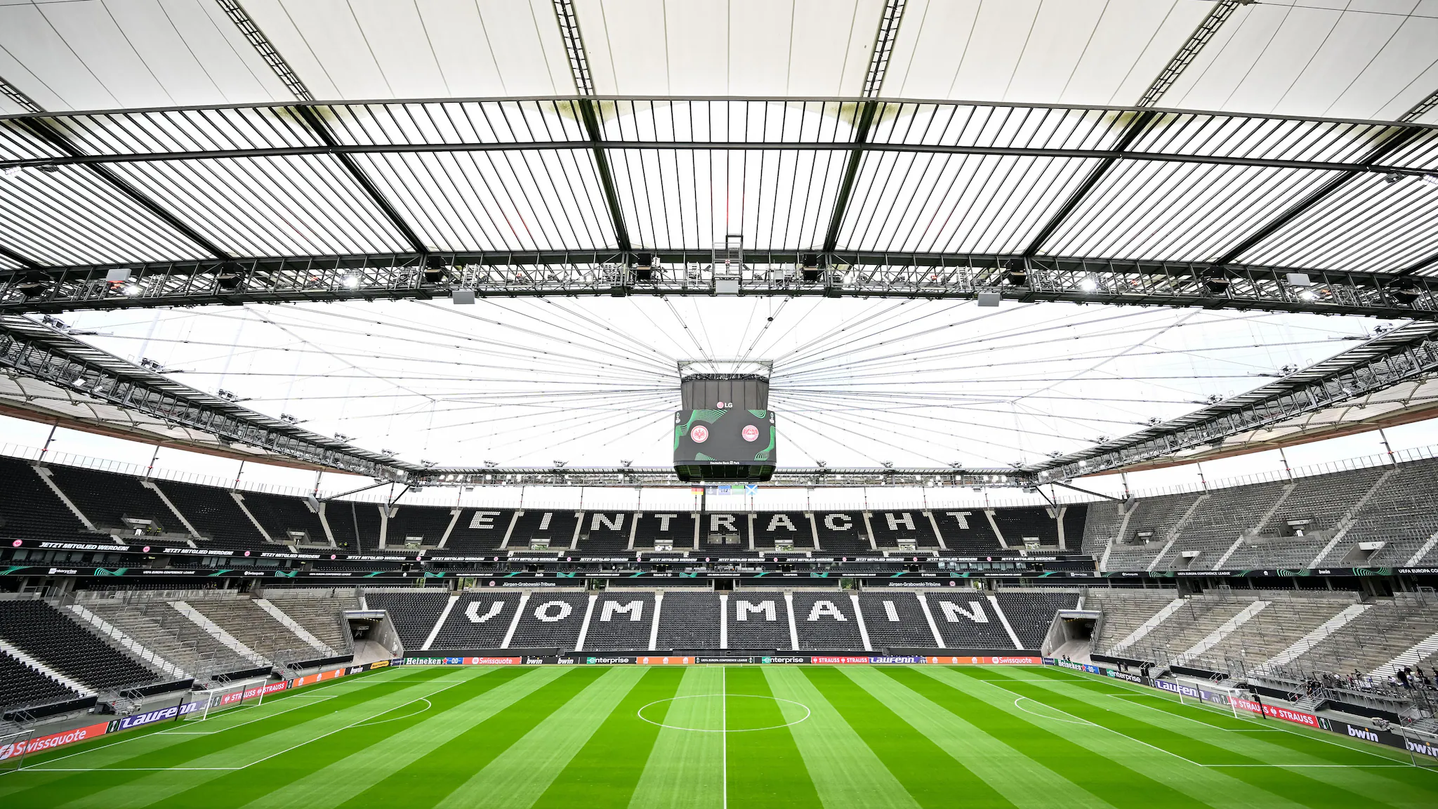 Frankfurt Arena, også kendt som Waldstadion