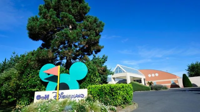 Golf i Disneyland, Frankrig