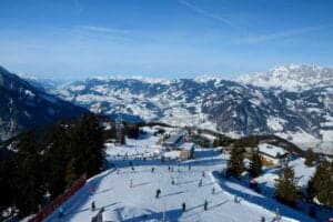 Alpendorf.-skiing