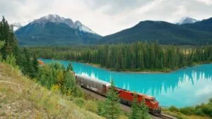 Canada har 10 provinser og 3 territorier i verdens næststørste land