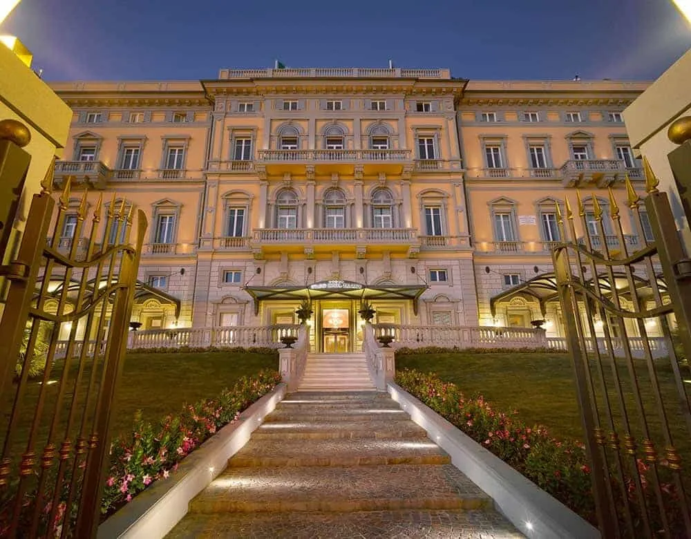 Grand Hotel Palazzo i Livorno med pool på taget