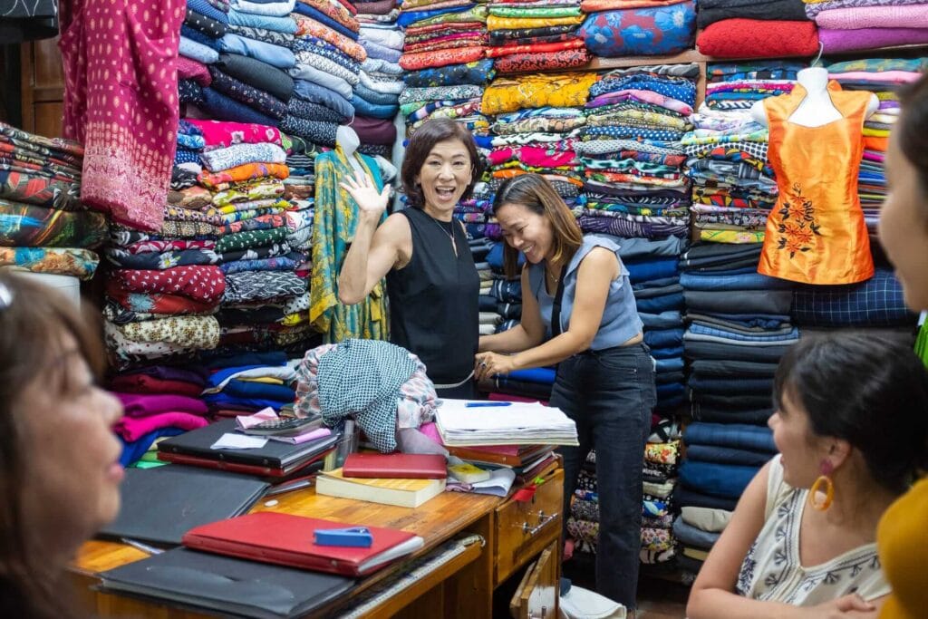 Skrædder i arbejde i Hoi An, Vietnam