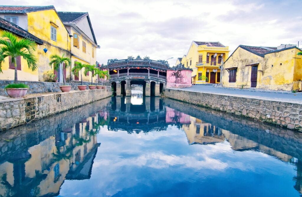 Den japanske bro i den gamle bydel i Hoi An, Vietnam, på UNESCO's verdensarvsliste
