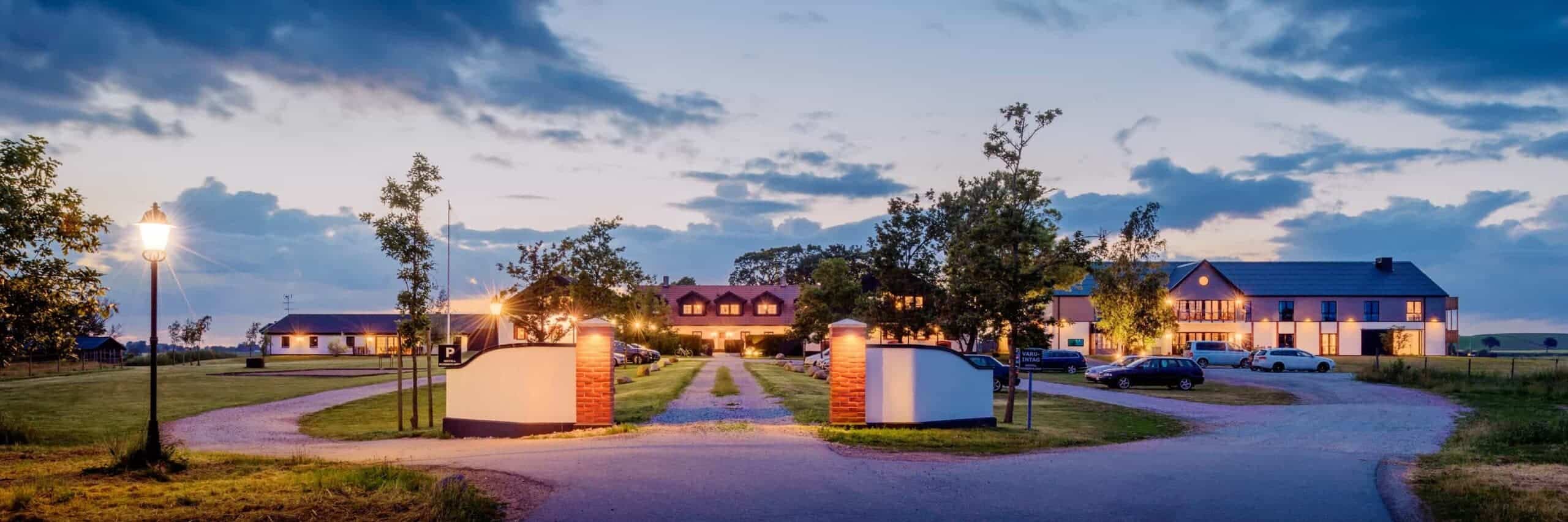 Hotell Mossbylund i Abbekås – kun 45 minutter fra broen