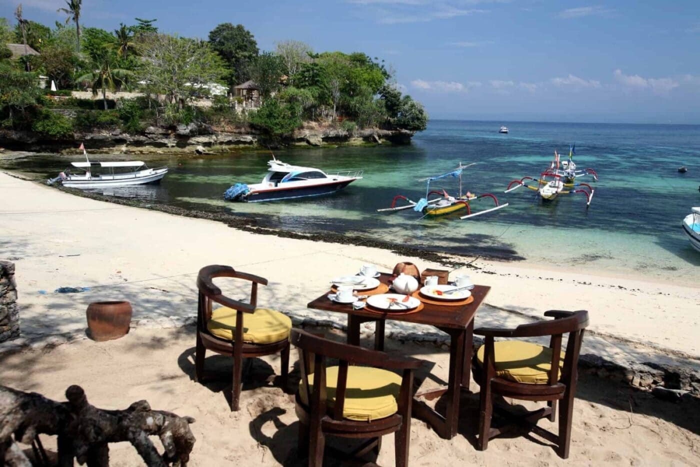 Indonesiens mange øer, der er over 18.000 i alt