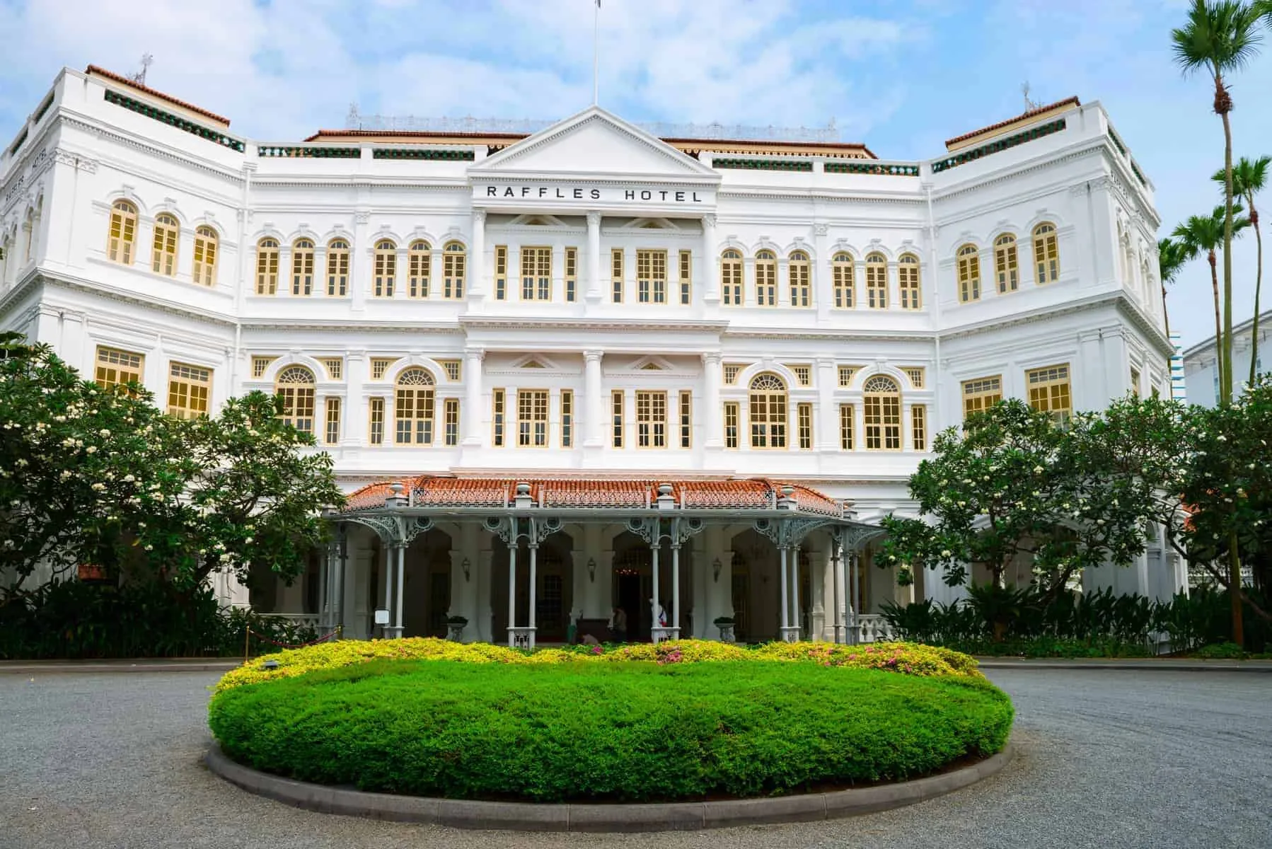 Raffles Hotel i Singapore – Oplev magien på et af Asiens mest luksuriøse hoteller