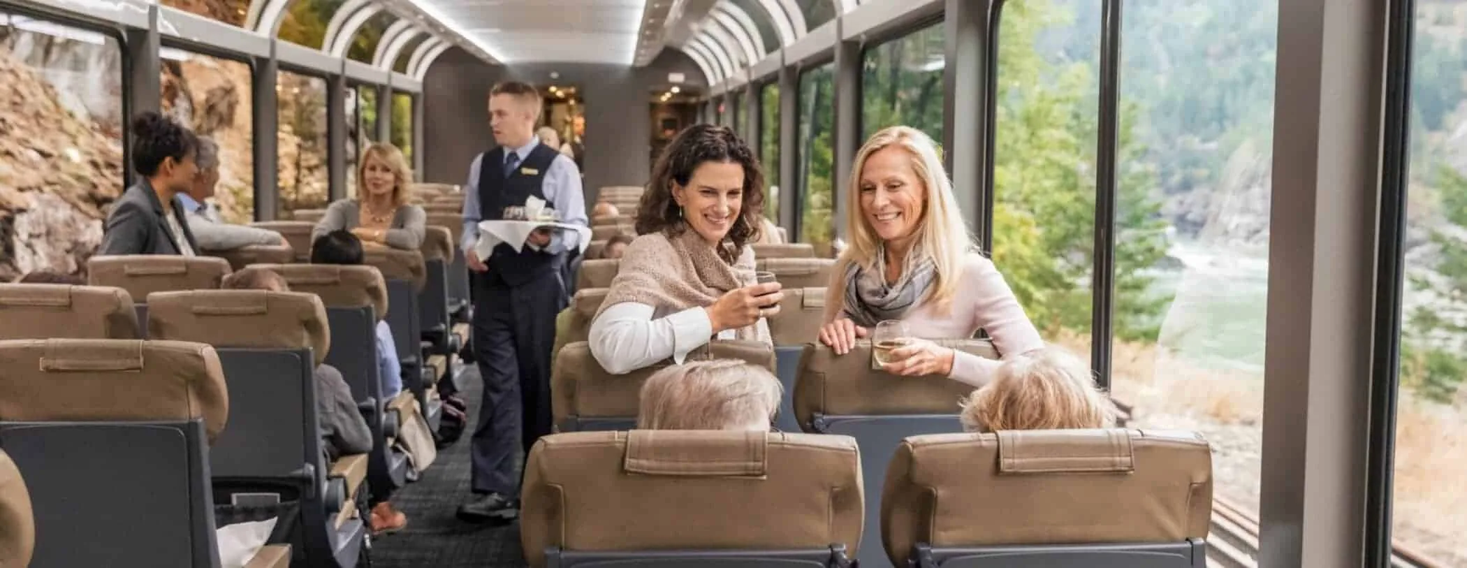 Rocky Mountaineer: Canadas storslåede panoramatog gennem Rockies
