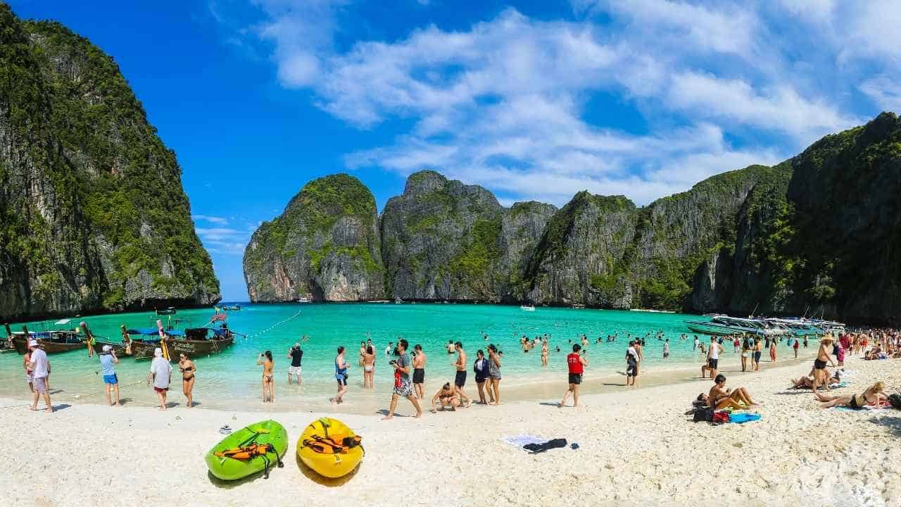 Phuket, Rejser til Thailand