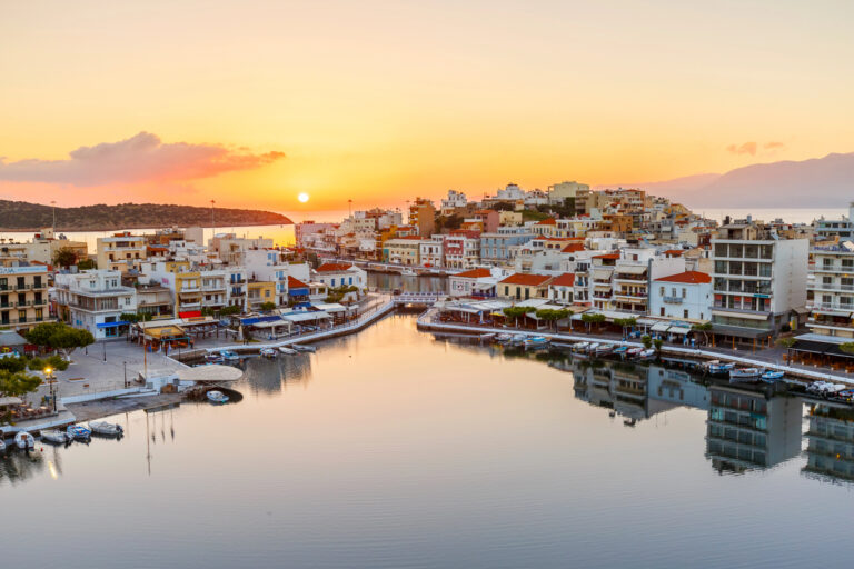 Agios NiKolaos, Crete. — Stock Editorial Photography