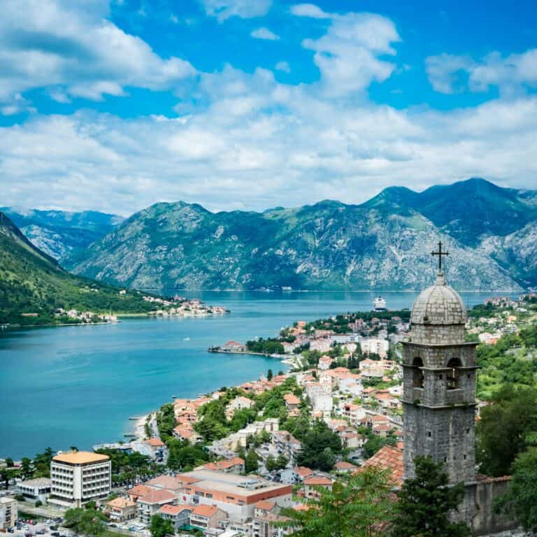Kotor, Montenegro, Signaturrejser I det nye sydlige Europa