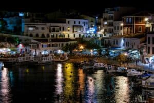 Cales Fonts, Menorca, Kväll i hamnen